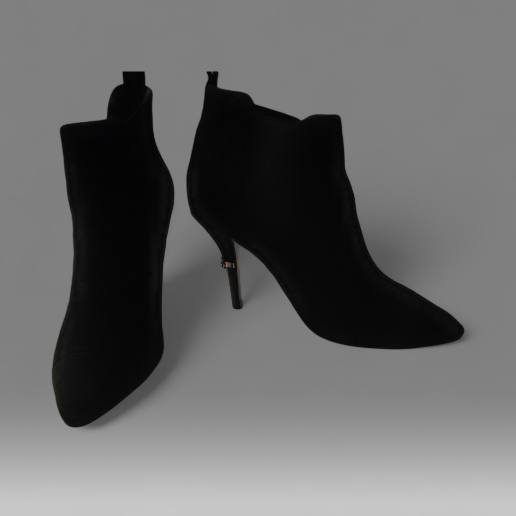 Tory Burch Black Suede Ankle Booties Womens 6 Gold Logo Heel Euc Old Money Chic